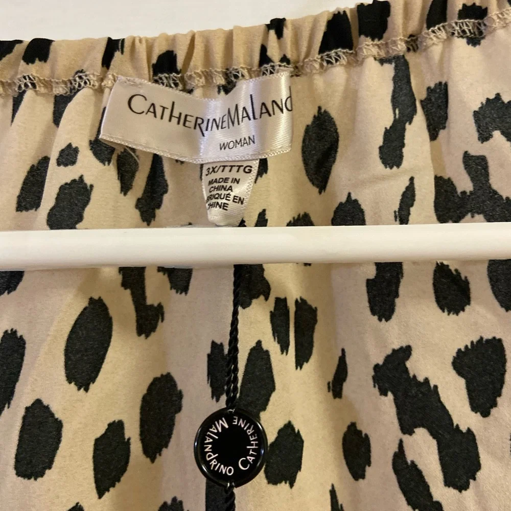 Leopard Print Ruffle Blouse - Picture 4 of 6